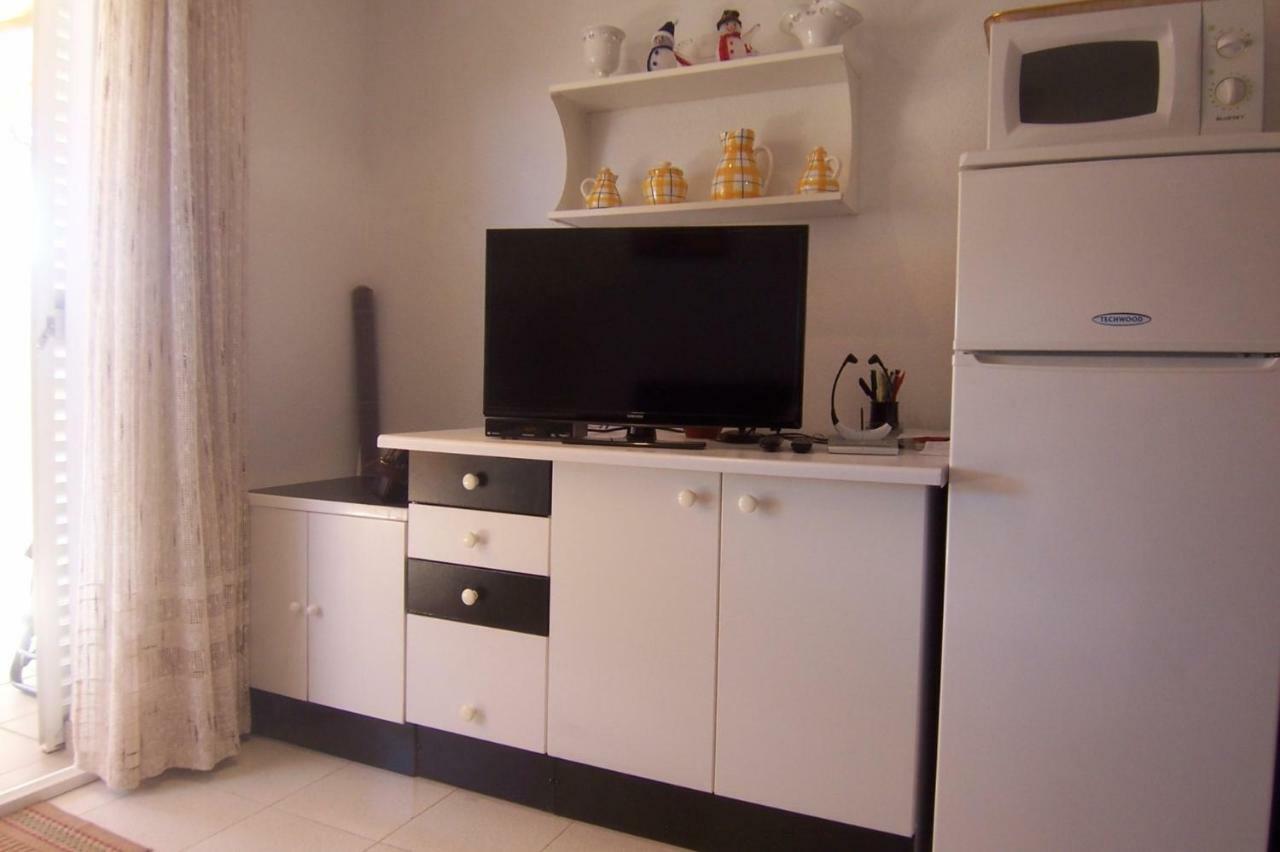 Appartement Pinogrande Рохалес Экстерьер фото